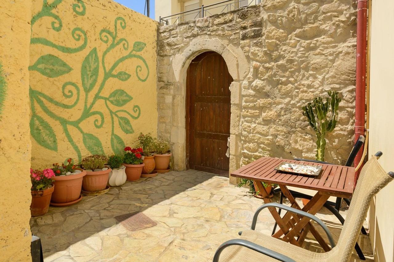Kamilari Filoxenia Villa Exterior foto